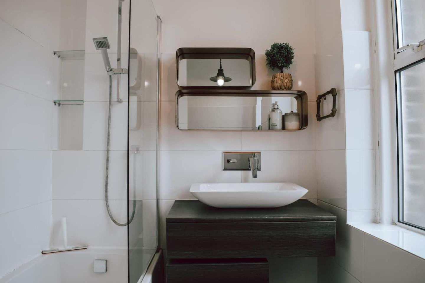 The Twickenham Apartment Near Strawberry Hill Extérieur photo