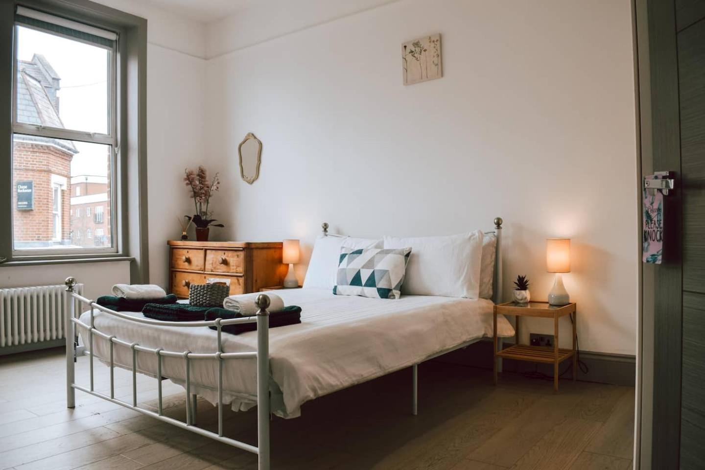 The Twickenham Apartment Near Strawberry Hill Extérieur photo