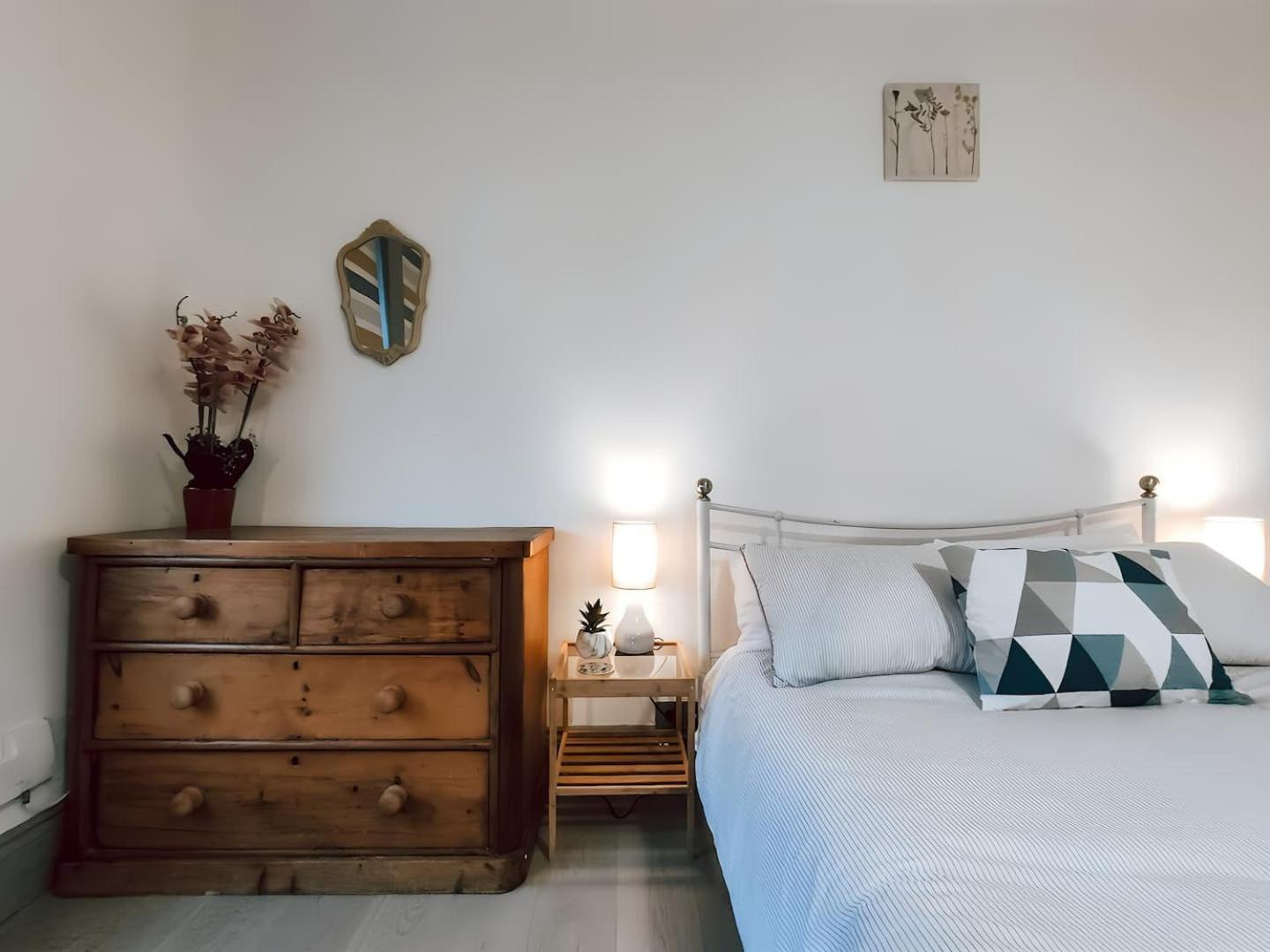 The Twickenham Apartment Near Strawberry Hill Extérieur photo